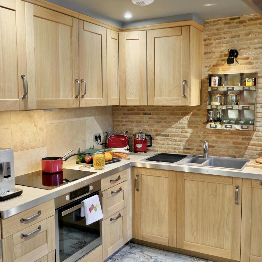 In Sarlat Luxury Rentals, Medieval Center - Loft Stella Matutina -2P-Ascenseur-Climatisation 外观 照片
